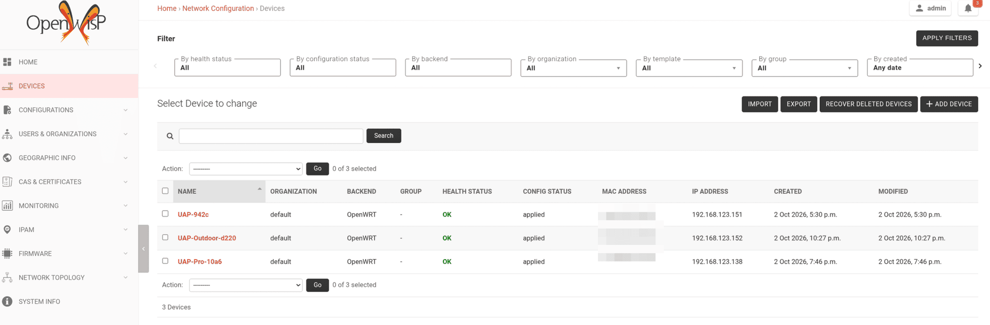 Lista de dispozitive din OpenWISP cu UAP-942c, UAP-Outdoor-d220 și UAP-Pro-10a6, toate pe backend-ul OpenWrt, cu starea OK și configurația aplicată